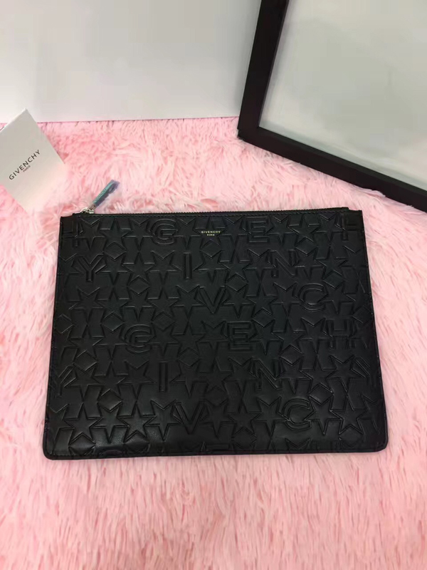 17/18AW GIVENCHY ジバンシィスーパーコピー ゴールドロゴ・スターエンボス・クラッチバッグ BK0607 2106 001